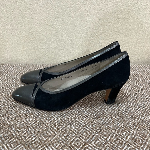Salvatore Ferragamo Black Suede Textured Metallic Toe Kitten Heel Sz 10A Career - Picture 3 of 11